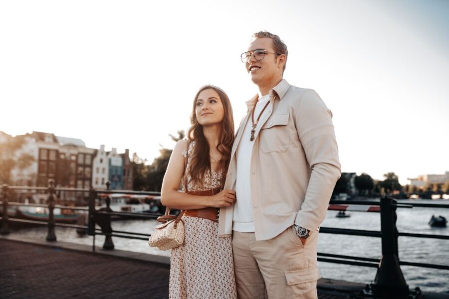 Romantic Photoshoot Experience for Couples in Amsterdam - The shoot window: 30 minutes to 1.5 hours