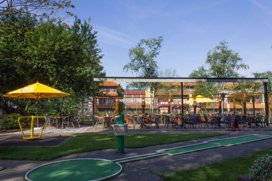Rotterdam: 18-Hole Mini-Golf Game - The 18-hole course that keeps your brain busy