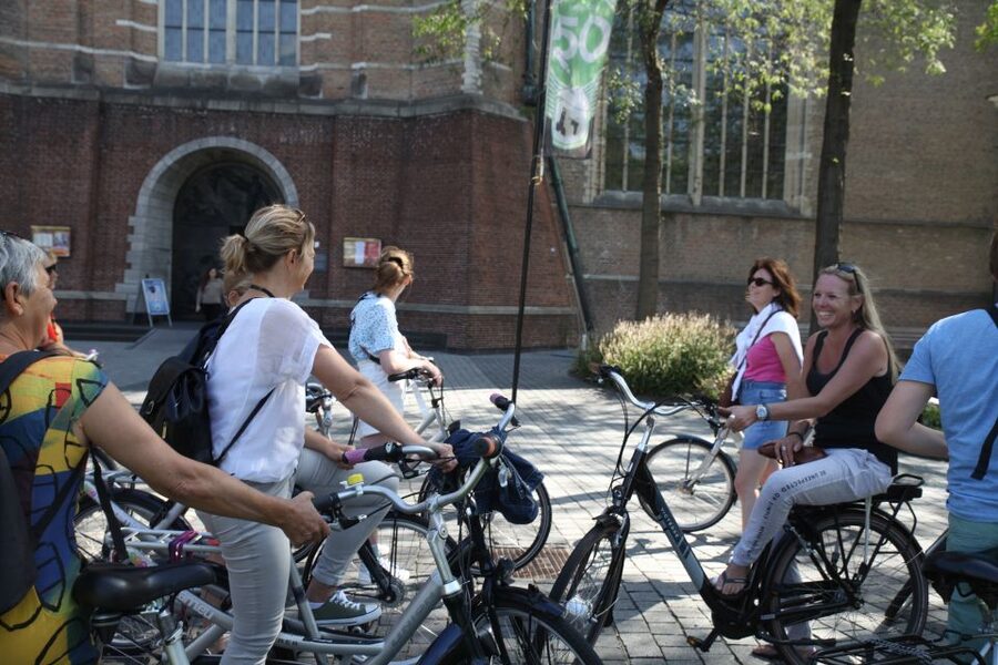 Rotterdam: 2.5-Hour Highlights Bike Tour - Markthal: the Market Hall where architecture becomes a landmark