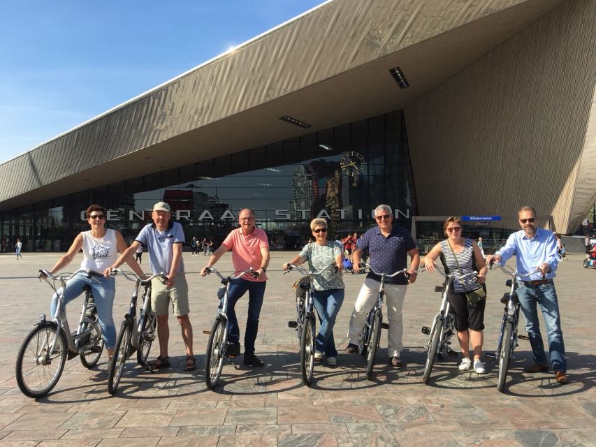 Rotterdam: 2.5-Hour Highlights Bike Tour - Museums, the coffee break, and the tour payoff