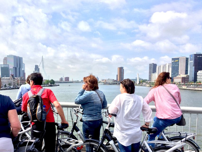 Rotterdam: 2.5-Hour Highlights Bike Tour - Meeting at Baan 175, then rolling like a local