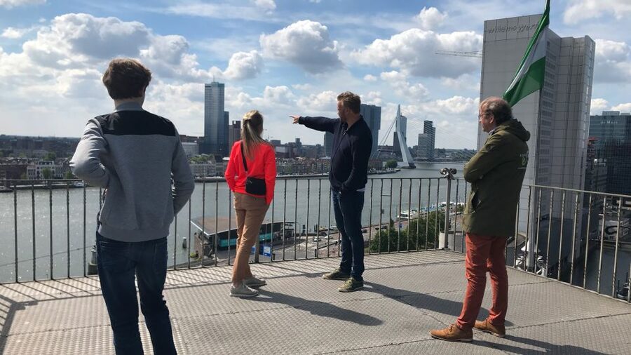 Rotterdam: Architecture Highlights Tour including the Depot - Setting Expectations for a 2.5 Hour Private Walking Route