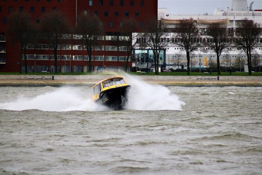 Rotterdam: Breweries and Water Taxi Tour - Your Guide Makes It Better: City Stories and Beer Talk
