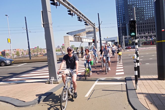 Rotterdam Highlights Bike Tour - Stop-by-stop: how the sights connect into one story