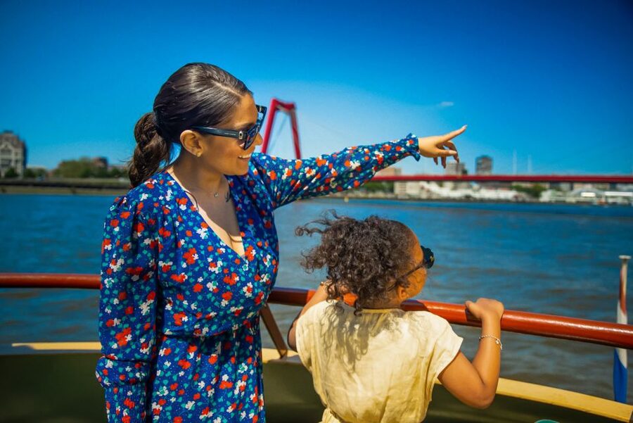 Rotterdam: Pancake Cruise - Seats, service style, and how the boat keeps the buffet moving