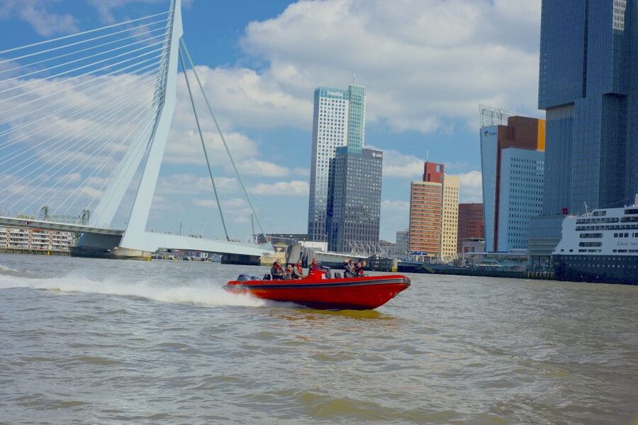 Rotterdam: Private Maas River Speedboat Cruise - The live commentary: what you should listen for