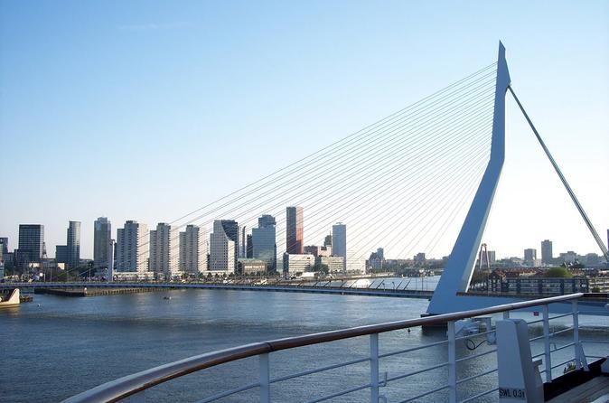 Rotterdam Tour with Cube House Admission - Why a 2-hour Rotterdam walk hits both past and future