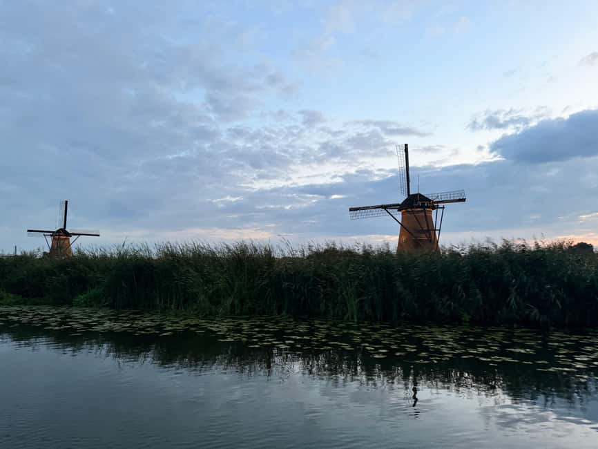 Rotterdam: Waterbus Ticket to Dordrecht and/or Kinderdijk - Free Bikes, Scooter Rides, and Turning the Day Into Biesbosch Time