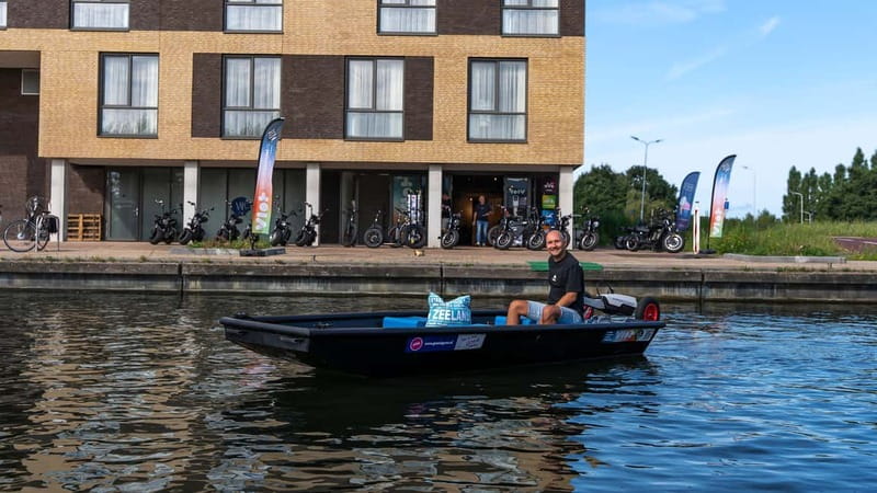 Self-Guided Electric Boat Rental - Self-guided electric boating in Goes: quiet water and easy control