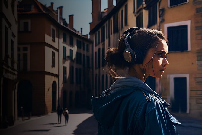 Self Guided Tours Amsterdam With 100 Captivating Audio Stories - De Wallen Red-Light District Stories, Without a Live Script