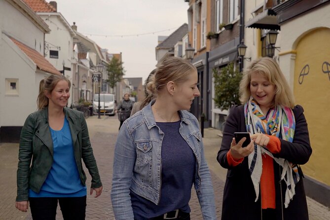 Selfguided Escape Tour Amersfoort. Find the secret exit and win! - Getting around without a guide: freedom, but you need your own momentum