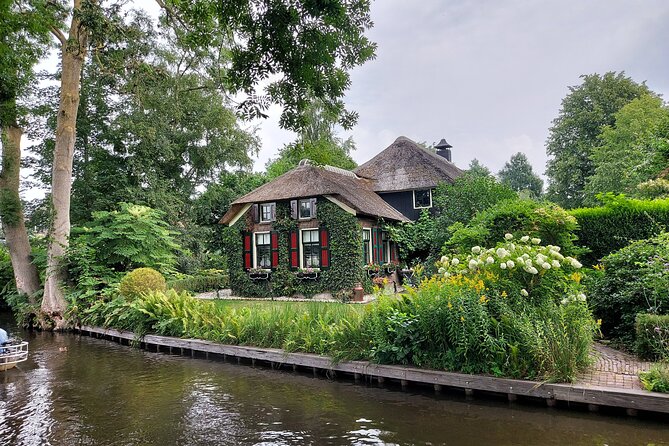 Small-Group Tour to Windmills & Giethoorn with boat tour - Why this Windmills and Giethoorn day feels worth it