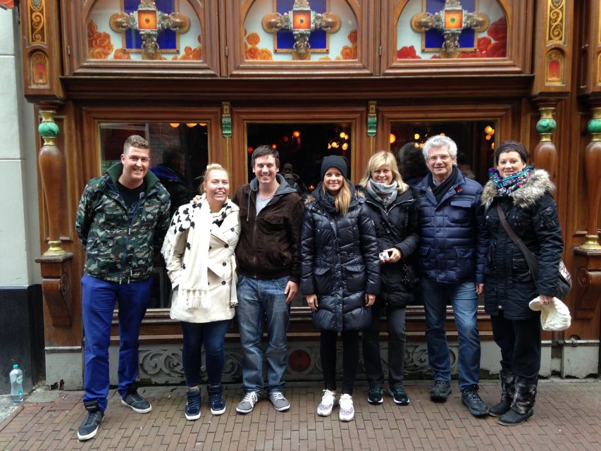 Sprechen Sie Gras? German Tour of Amsterdam's Coffeeshops - Cafe the Barrel stop: welcome drinks and Dutch snack energy
