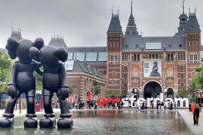 Taxi from a hotel in Amsterdam to the cruise port in Amsterdam - Luggage rules and packing for a smooth port handoff