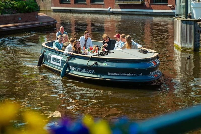 The Hague: Canal Cruise with music from local artists - Key highlights to look for on board