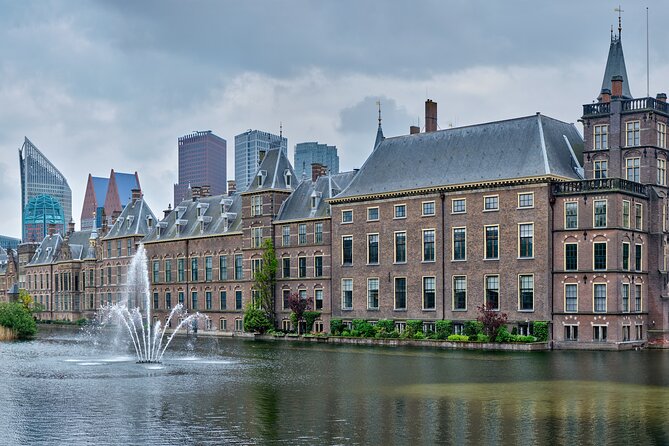 The Hague: City Walk Audio Guide in 7 Languages on your Phone - Key highlights at a glance