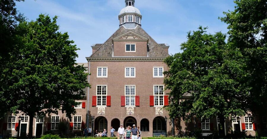 The Hague: Courtyard Walking Tour - Key highlights worth aiming for