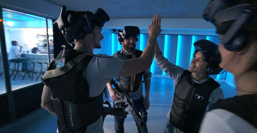 The Hague Downtown: VR Zombie Shooter 2 - 4 people - How the 60 minutes actually works