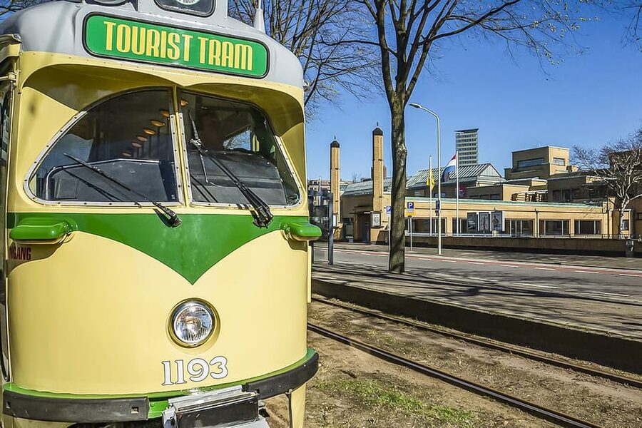 The Hague: Hop-on Hop-off Old-Fashioned Heritage Tram Tour - Comfort, rules, and getting photos off a historic tram