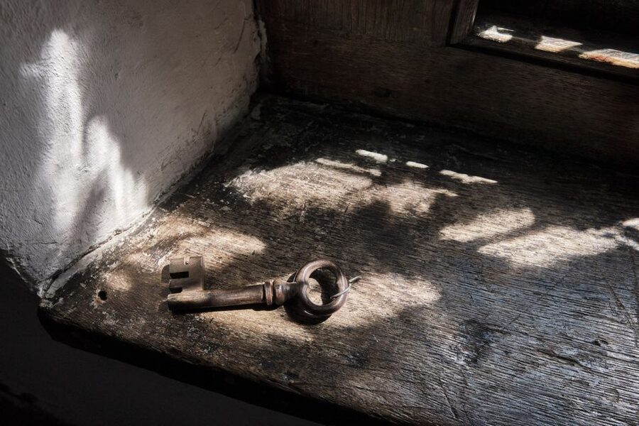 The Hague: Prison Gate Museum - Should you book this Prison Gate Museum experience?