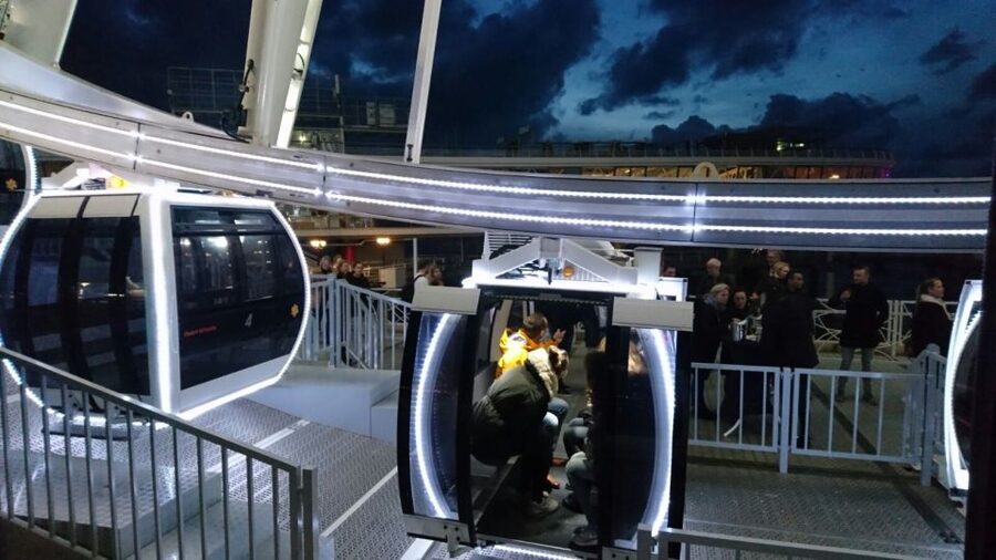 The Hague: The Pier SkyView Ticket with Drink and Snack - Getting your ticket situation right at the booth