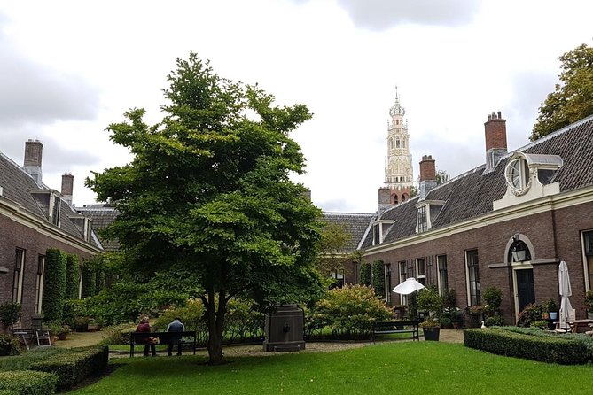 The rise of Haarlem: Culture, History, Art and Architecture Walking Tour - WWII stories you can actually picture, not just memorize