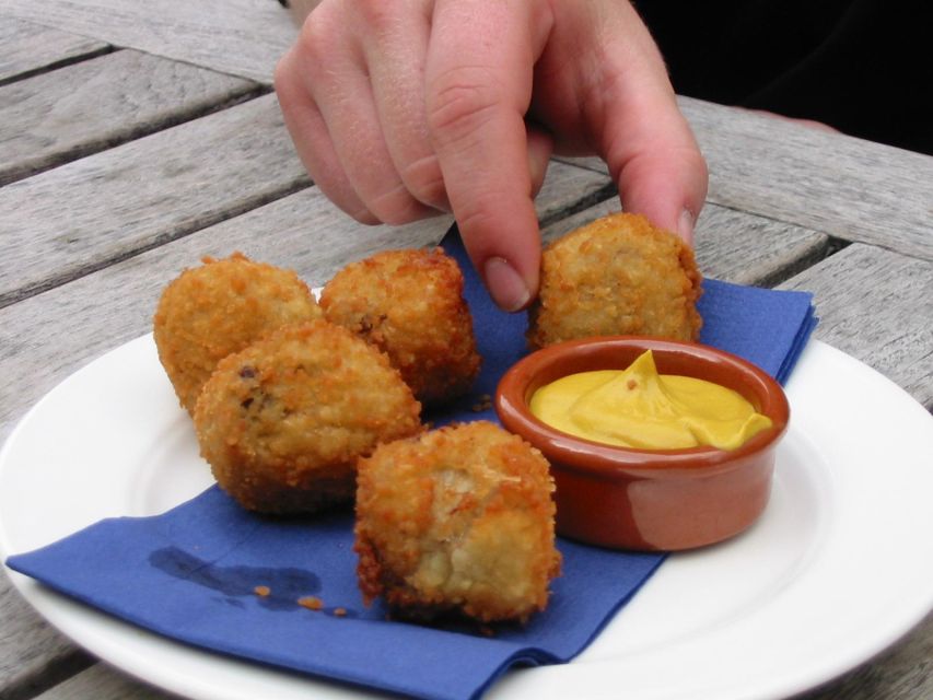 Utrecht - Food Tour: Try out 6 dutch bites - Key highlights you should care about