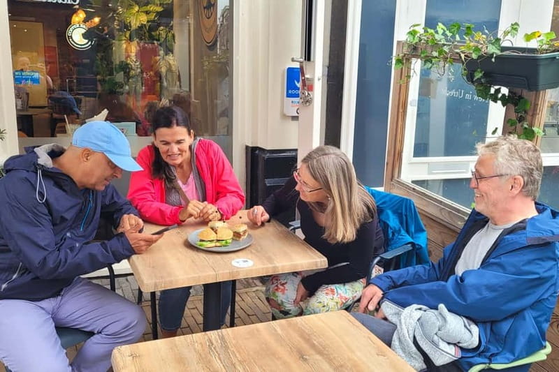 Utrecht: Food Tour with many stops at vegan restaurants! - Stop-by-Stop: The Tastings and Why the Variety Works