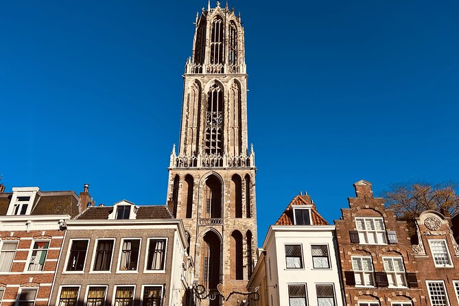 Utrecht Historic City: a Self-Guided Augmented Reality Tour - De Zeven Steegjes and Zadelstraat: narrow lanes with a “how did that work?” feeling