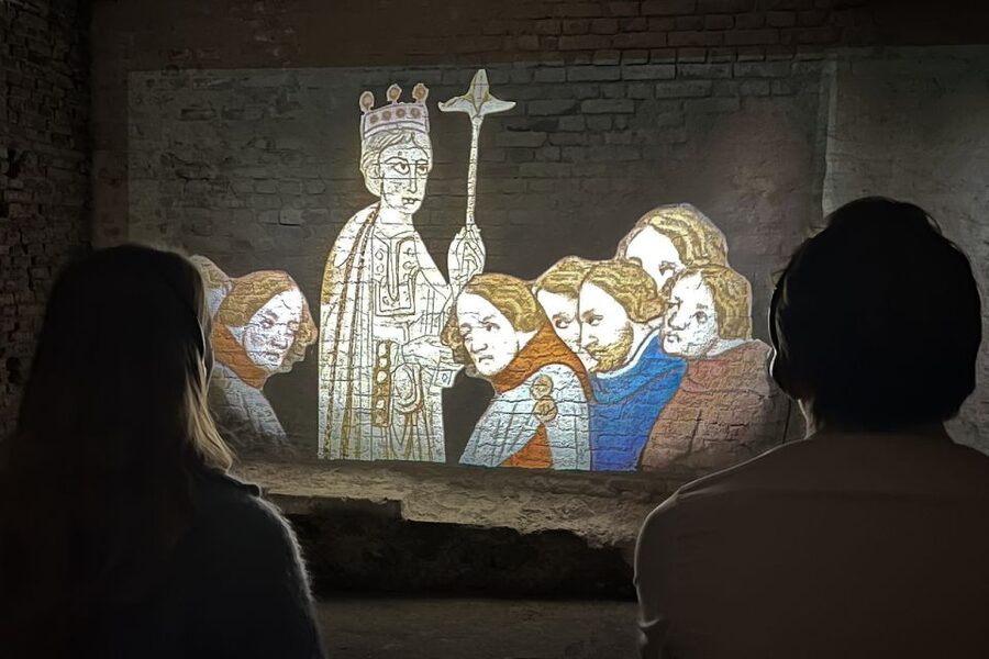Utrecht: Lofen Palace with Entry Ticket & Guide (Dutch) - What the Underground Walk Feels Like (Guide Stories and Audioguide)