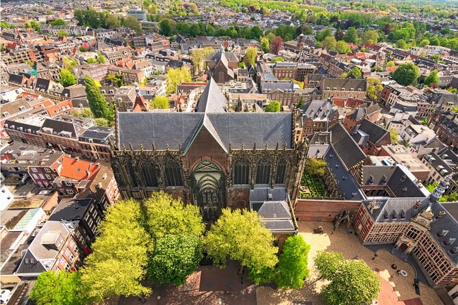 Utrecht Old Town: Medieval Monster Hunt & Walking Tour - The clue stops: what you can expect along the way