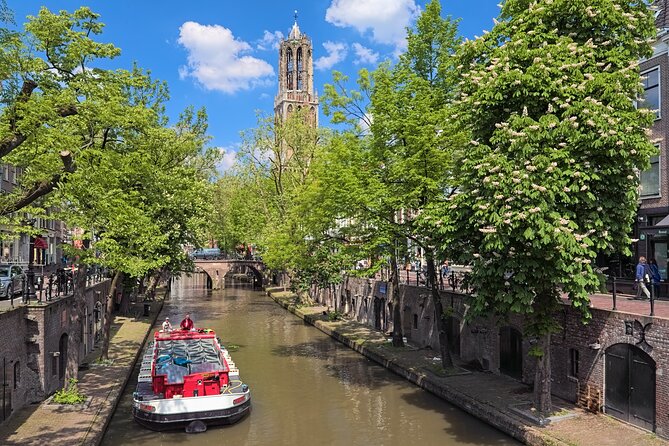 Utrecht Old Town: Medieval Monster Hunt & Walking Tour - Centraal Museum and the museum side of the route
