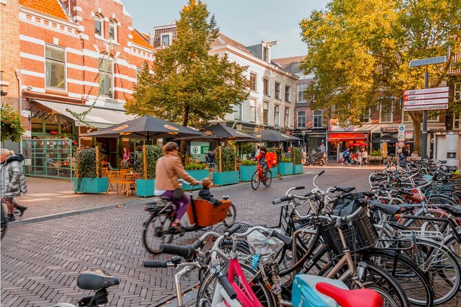 Utrecht Old Town: Medieval Monster Hunt & Walking Tour - Practical logistics that matter on the ground