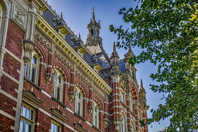 Utrecht Private Walking Tour With A Professional Guide - Price and group value: what $313 per group really means