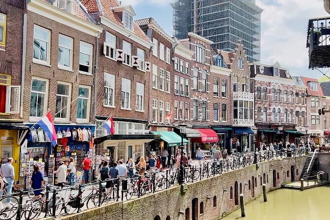 Utrecht Small Public Walking Tour - Oudegracht and Maartensbrug: the canal axis that dates back to Roman times
