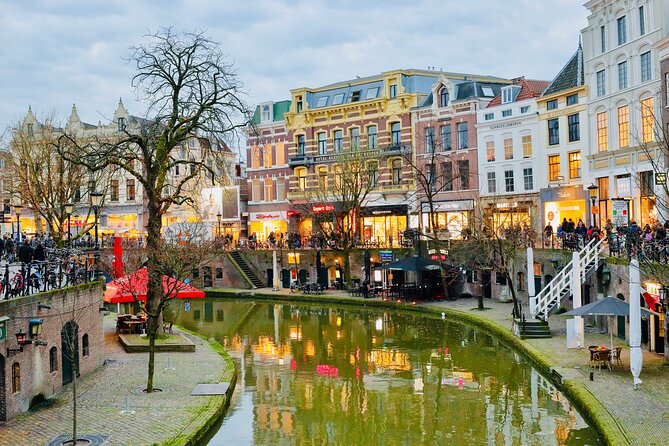 Utrecht Small Public Walking Tour - The swampy-ground square: how water shaped a city square