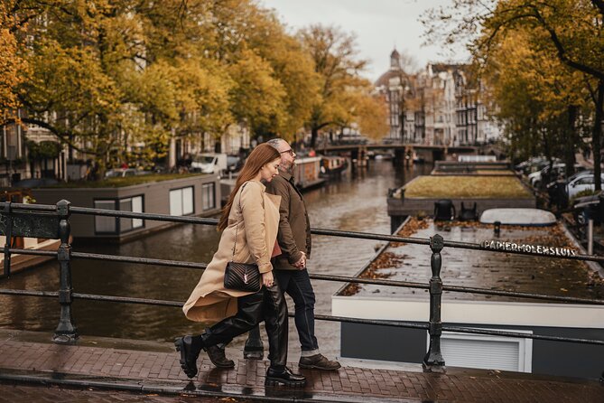 Vacation Photoshoot & Tour in Amsterdam - Meeting points and the 1-hour pacing reality