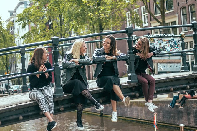 Vacation Photoshoot & Tour in Amsterdam - Who this fits best (and who might find it less ideal)