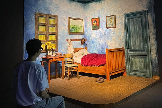 Van Gogh Museum Skip the Queue with Audio Guide - Family-friendly reality: kids, strollers, and keeping attention