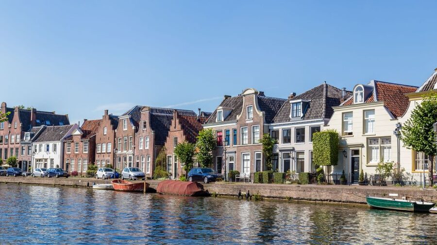 Vecht River: Private Tour sightseeing Cruise with diner - The 2-hour cruise route, including Maarssen, Breukelen, and Nieuwersluis