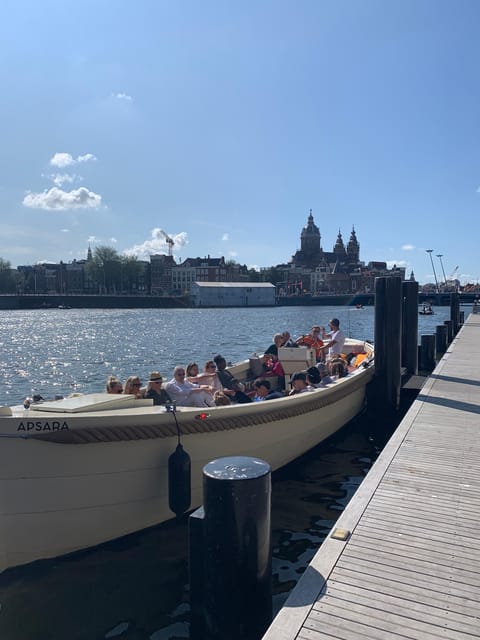 Visit Amsterdam by Boat with a French Guide (french) - Magere Brug and Entrepotdok: where the photogenic moments meet the city logic