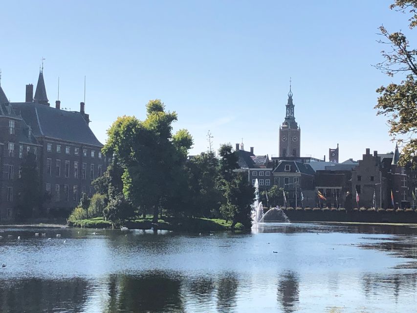 Visit the Girl with the Pearl Earring, The Hague & Delft - The Hague on foot, Binnenhof to the royal center without the stress