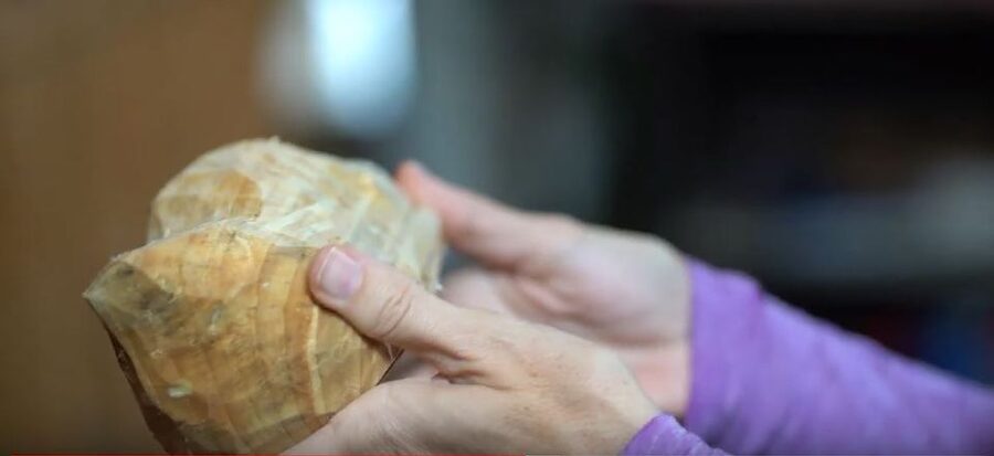 Volendam: 2-Hour Clogmaking Workshop and Cheese Tour - The Shop Stop: Stroopwafel, Speculaas, Cheese, and Dutch Wine