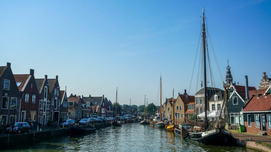 Volendam: E-Bike Rental including Highlights-Routes - Practical timing: how the day usually flows without feeling rushed