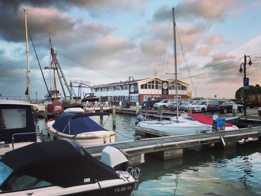 Volendam: E-Scooter Rental - How the Route Works: Choose Your Own Dikes, Speed, and Stops
