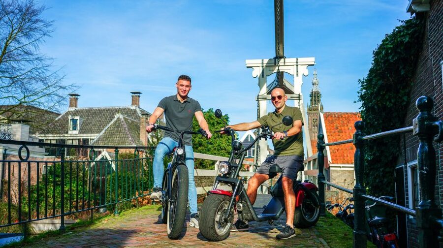 Volendam: E-Scooter Rental - Scooter Reality Check: License, €50 Deposit, and No Large Bags