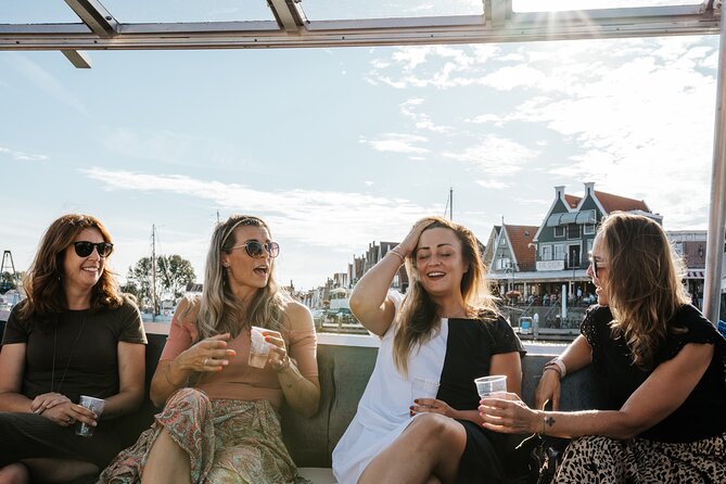 Volendam - Lake Cruise at Volendam including 1 free drink - The 50-minute cruise: what you should expect from the narration