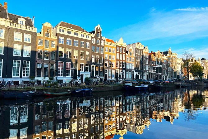 Walking Tour about Golden Age Architecture, private local guide - Prinsengracht Warehouses: How Cargo Shapes Design