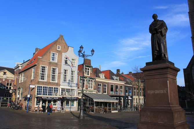 Walking Tour of Delft - The City of Orange and Blue - The New Church stop: royal vault, a lopsided church question, and a darker turning point