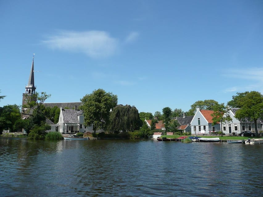 Whisperboat rental in beautiful area close to Amsterdam - Key reasons this boat rental is worth your time